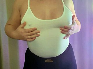 Descriptive Homemade Scene Featuring Natural Tits With Curvy MILF