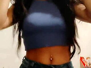 Luna Feliz Y Alocada With Big Natural Tits