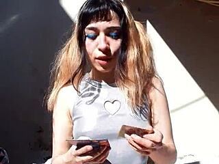 Cute Latina Teen Bonneyuwu Boldly Shows Off Body In Outdoor Cosplay