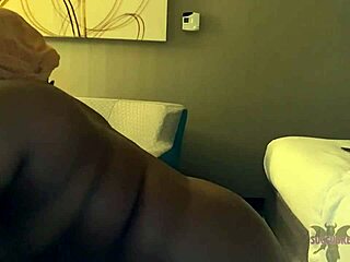hotel throat session with ebony babe ends in messy facial