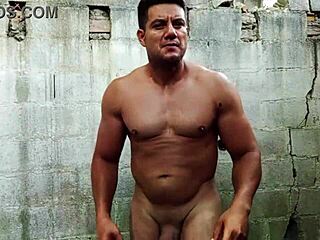 Yuri Gaucho Bodybuilder Horny, Masturbating To Cumload Exhibition