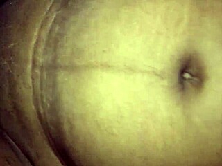 Does this shy bhabhi wife let her friend finger her pussy?