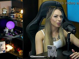 Ruan Treats Bianca Demarchi Sensually, What Would You Do?