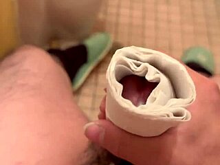 Oh Wow, Japanese Amateur Solo Masturbation With Sexy Asian Twists And Intense Pleasure Peaks!