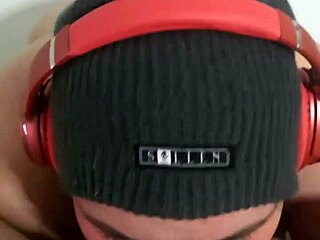 Soft to hard transition in headphone session with satisfying end