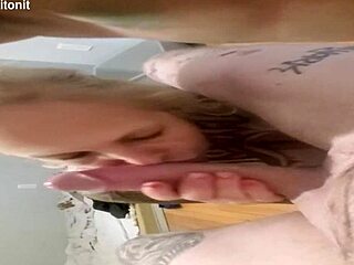 so into this beautiful wife giving sloppy deepthroat blowjob with gagging and ball licking 😍