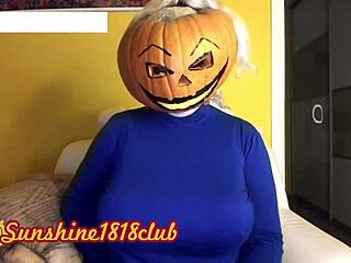 happy halloween pervs... big boobs pumpkin cam recorded october 31st... oh yeah