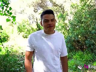 مرحبا، كورين الجميلة اللاتينية عادت في أول مراتها تبحث عن عمل خارجي ساخن! 😍