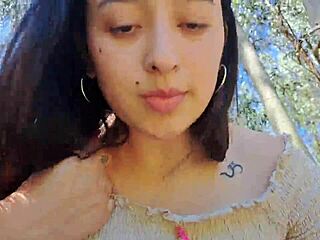 Jebem majku svog prijatelja jako u šumi napolju