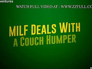 מילף אווה ניקס מטפלת בזיין ספה עם פני ברבר