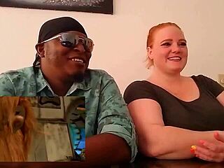 Hej, chceš sa pozrieť na porn s King Cure a Julie Ginger?