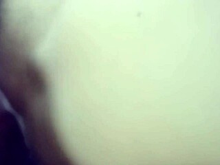 เมียไทยสนุกกับครีมพายสไตล์สุนัขด้วยความรักป่าเถื่อน