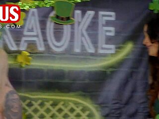 Hei, sett vill orgie som Jerkaoke-spesial med hardcore knull?