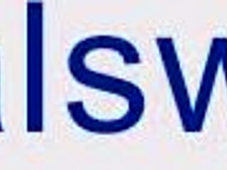 Kenna James tribuje Veroniku Weston v drsnom lesbickom sexe