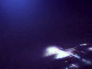 Hei, lihat gue duduk hisap dan kena entot dalam pantat di motel