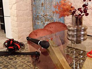 Házi twink keményen megspankolt izmos pasi mester által jutalomért