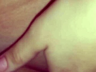 i take a delishus bath, then we has hot sexx