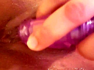 Spanish Kryri Fucks Herself Hard 😏