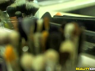 Anya craves that monster cock now!