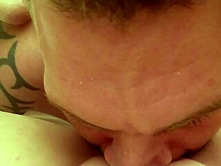 Intense Emotional Scene of Amateur Eating Pussy