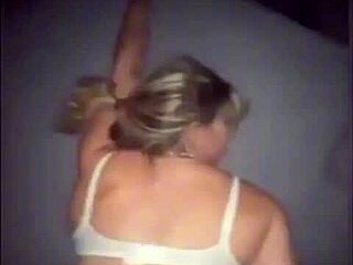 Blonde woman shares her casual story in a narrative style