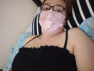 Sexy trans slut laisa lins sucks stiff meat rod deep