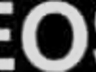 Sexy trans slut laisa lins sucks stiff meat rod deep