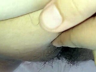 that hairy pussy looks so horny