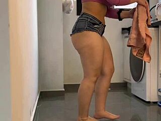 Big Butt Cleaning Session With A Twist