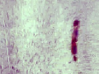 Who is this beautiful Colombian woman in the video?