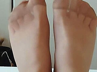 F��e In Strumpfhose Suchen Liebhaber