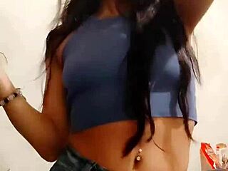 Luna Feliz Y Alocada With Big Natural Tits