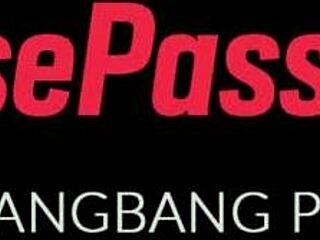 Brunette Milfs Melissa And Leana Kissing And Licking In 69