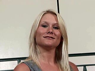 Juliana jolene is a curvy girl