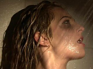 Dahlia Sky Feels Naughty In Shower