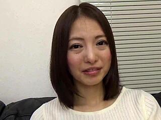 blonde japanese nana shirosaki in raw creampie action.