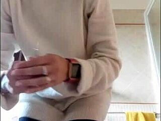 Adoro Ruttare Mentre Mi Trucco