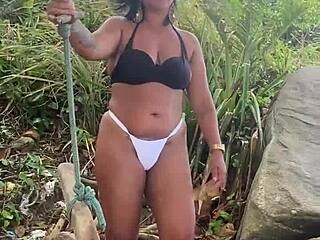 Ol� Somos As Peludinhas Fodendo Na Praia