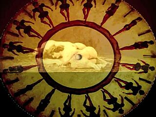 in olden days i glimpsed her stocking and pussy