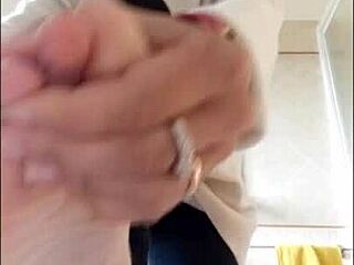 Adoro Ruttare Mentre Mi Trucco