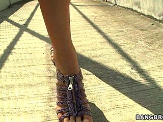 Sucking Babes Toes In Intense Footjob Action