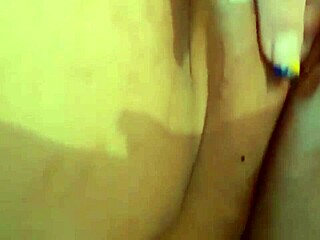 Bosnian mature woman masturbates in high definition