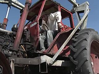 Sandra Romain wants to learn anal riding outdoors! 😈