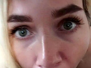 I spotted her naked in hotel window while washing glass, entered with hard cock