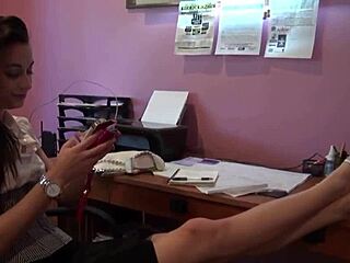 Rough milf cougar lesbian sex with mature babe