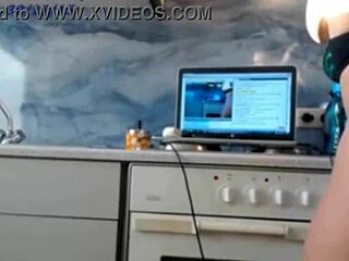 Sexy Dea Performs Squirting On Webcam Live Stream