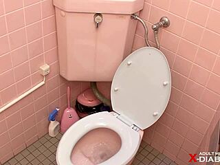 That Girl In Uniform Masturbating In The Toilet!