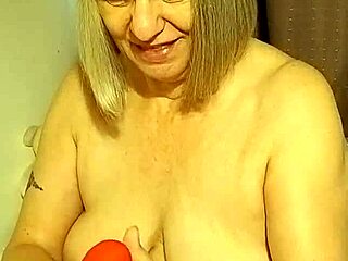 She's super excited about her christmas present 😍