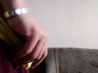 Maluma Jalandomela Y Gimiendo In Detailed Amateur Video