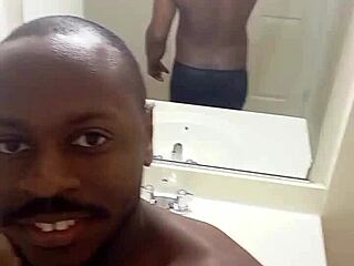 Masturbating With Mirror Selfie For Free